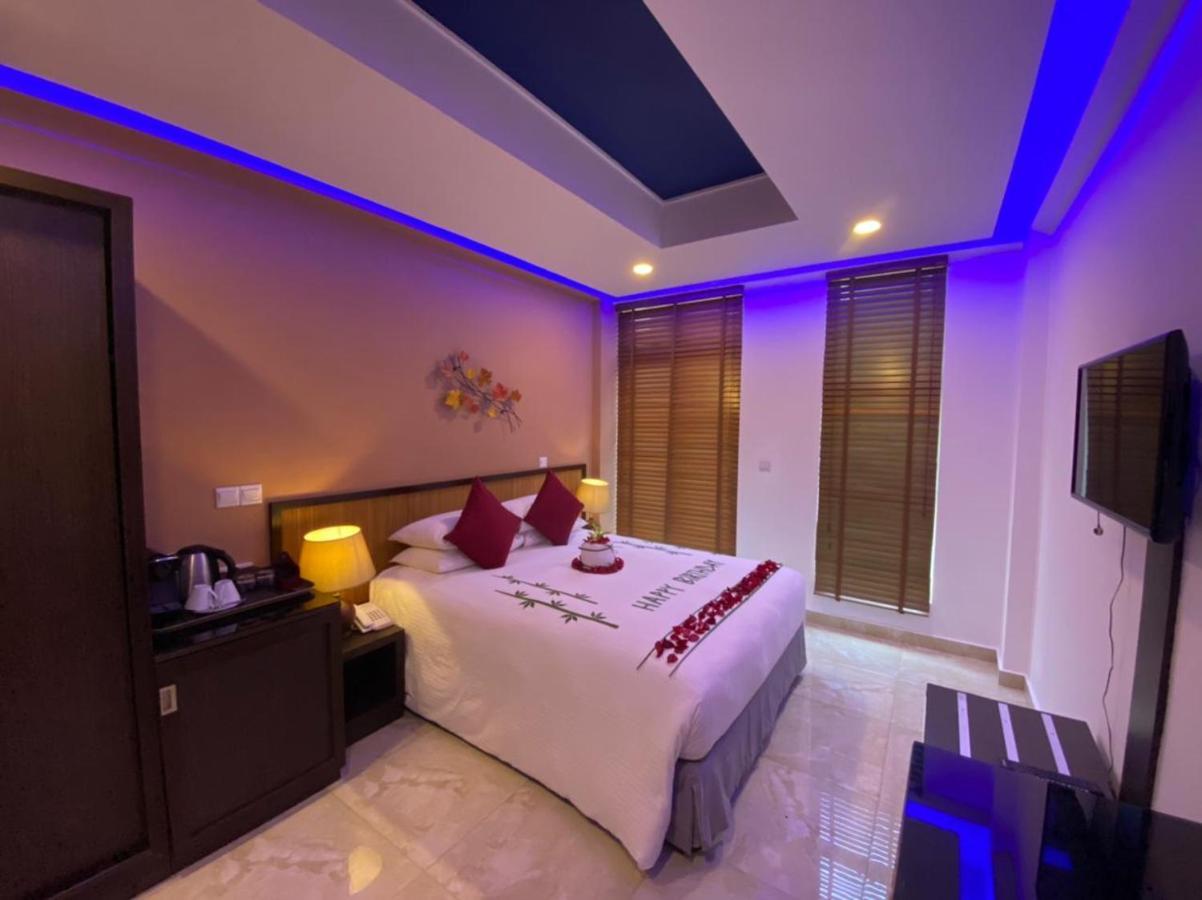 Eleven Trees Maldives Hotel Hulhumalé Buitenkant foto