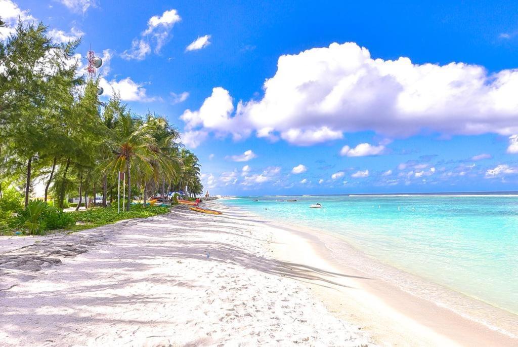 Eleven Trees Maldives Hotel Hulhumalé Buitenkant foto